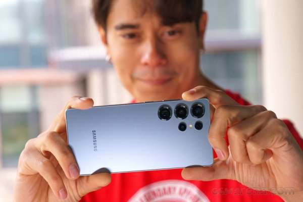 Apple may be inspiring Samsung to go back to a feature it dropped in 2020 