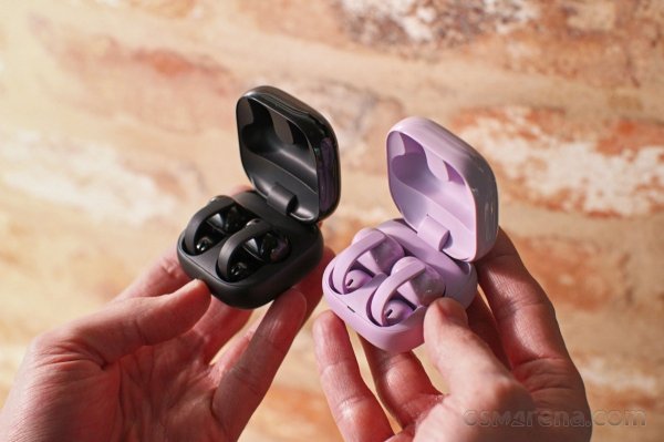 Sony LinkBuds Clip unboxing 